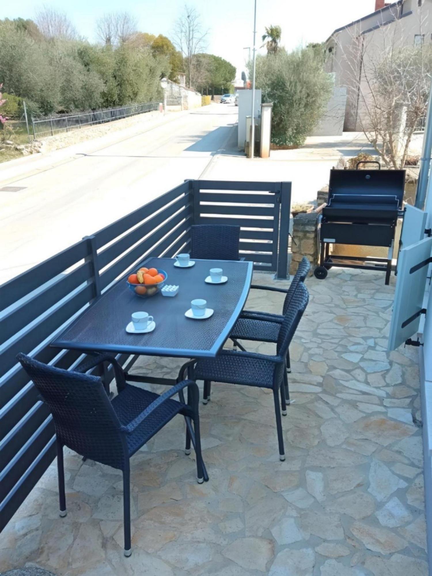 Apartment Valentino Tar-Vabriga Buitenkant foto